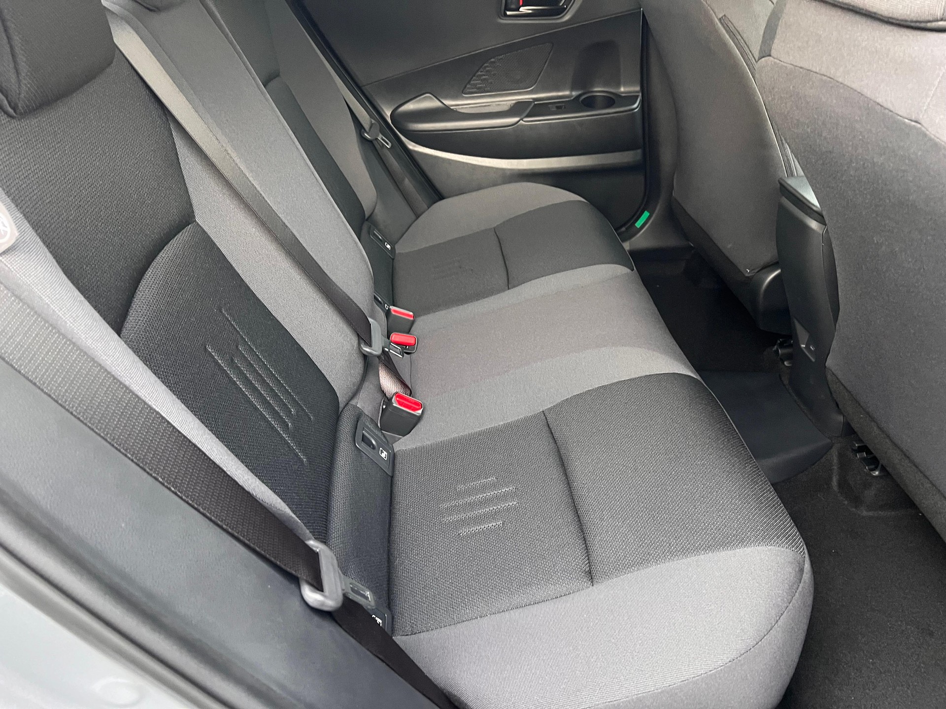 TOYOTA C-HR 2.0 PHEV Trend-image-11