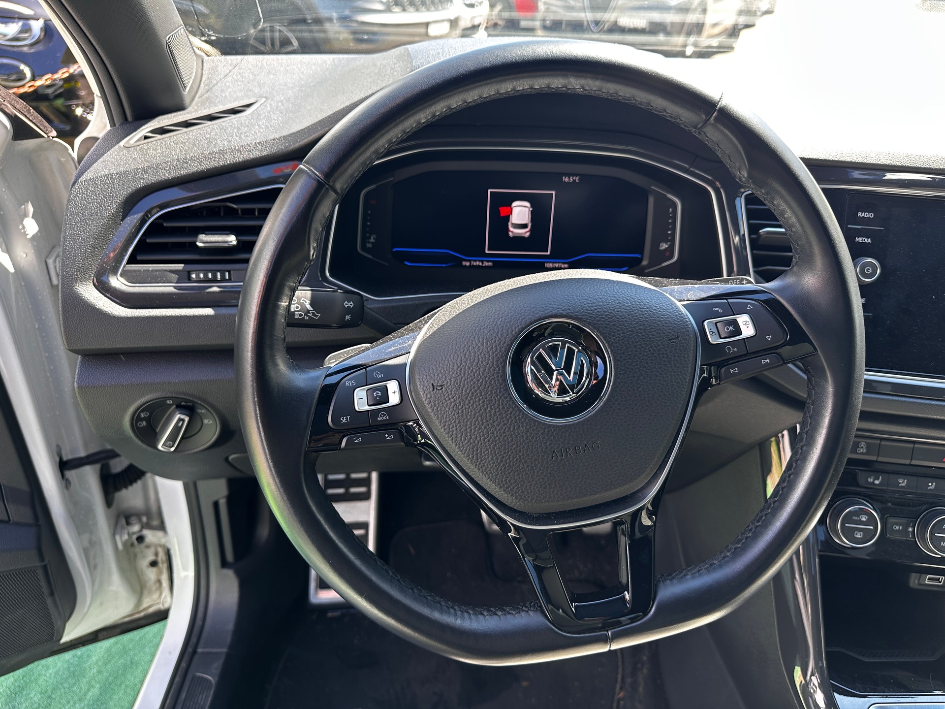 VW T-Roc 2.0 TSI Sport DSG 4Motion-image-8