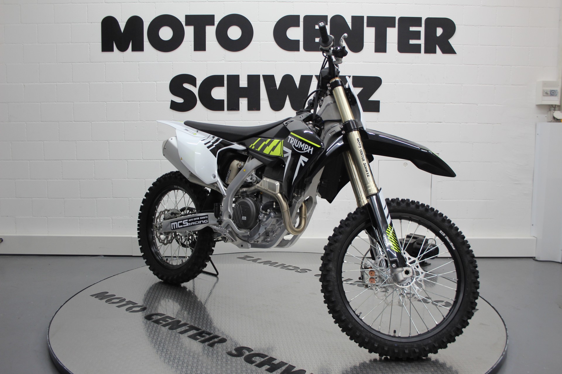 TRIUMPH TF 250-X-image-1