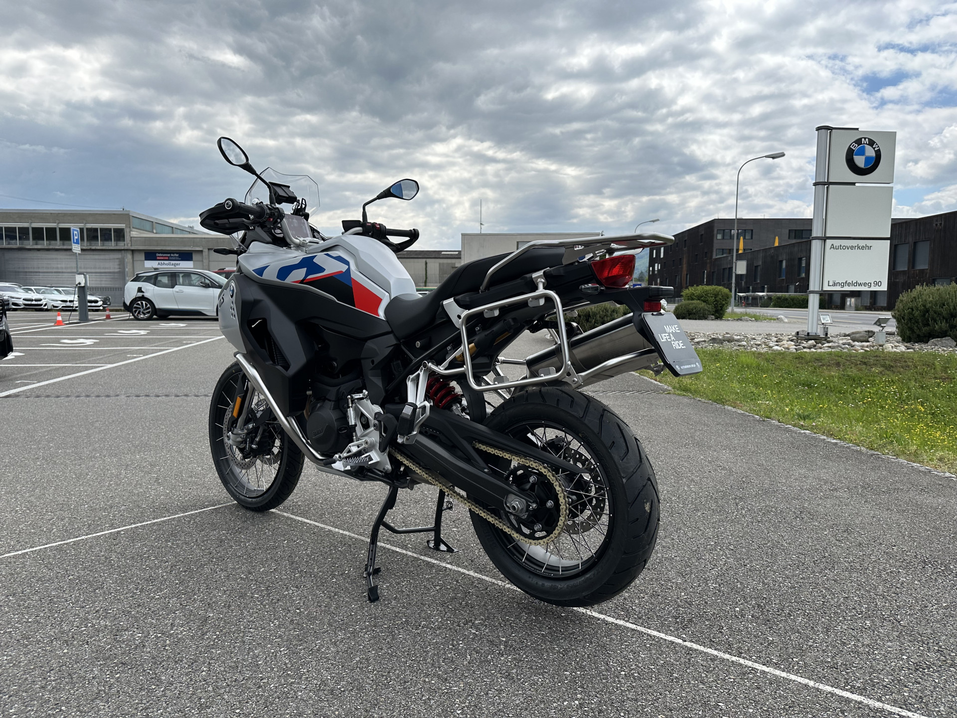 BMW F 900 GS Adventure-image-6