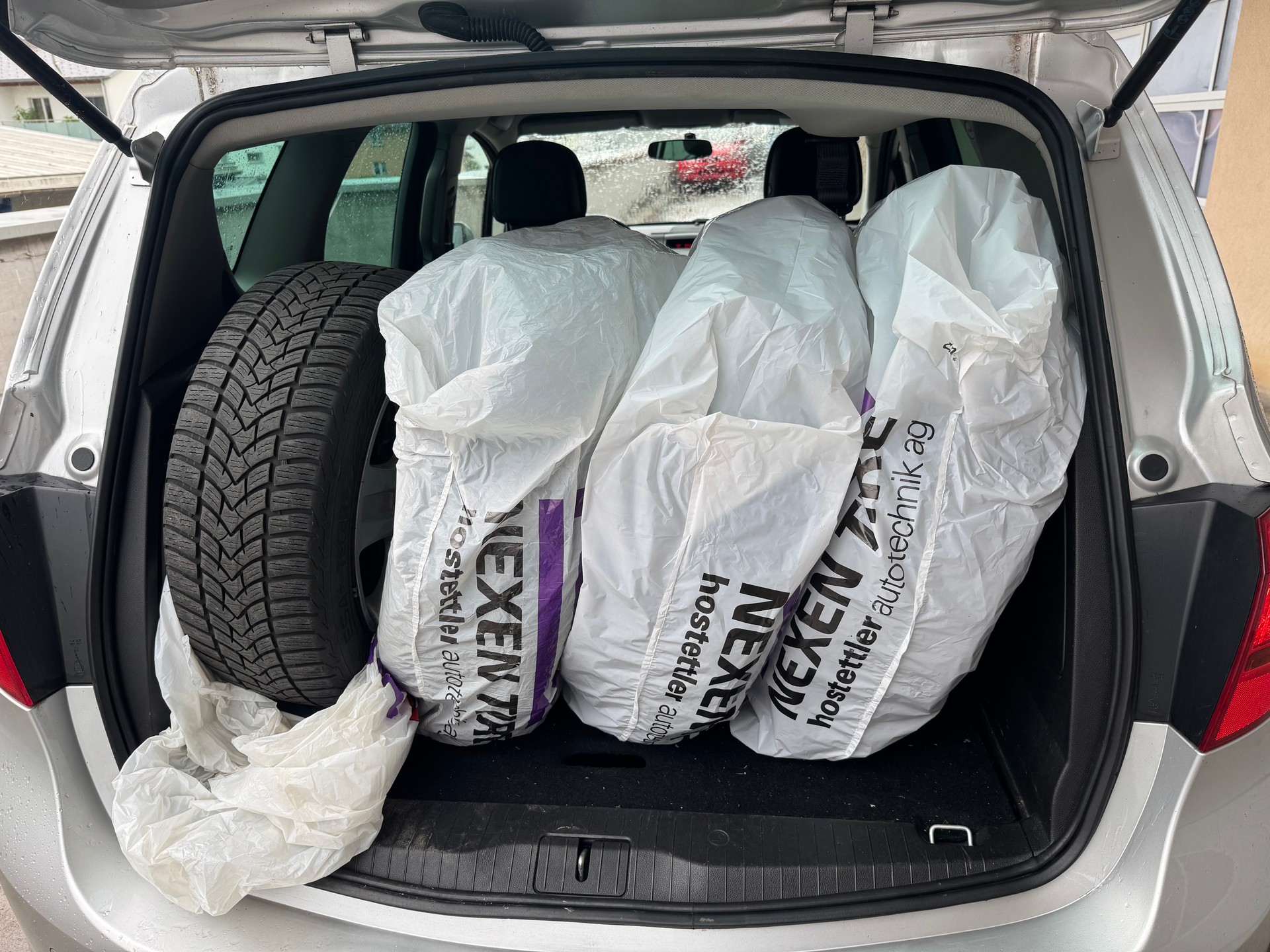 OPEL Meriva 1.4 Turbo Cosmo-image-10