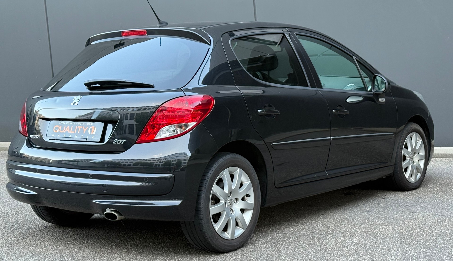 PEUGEOT 207 1.6 16V Lion Edition Automatic-image-3