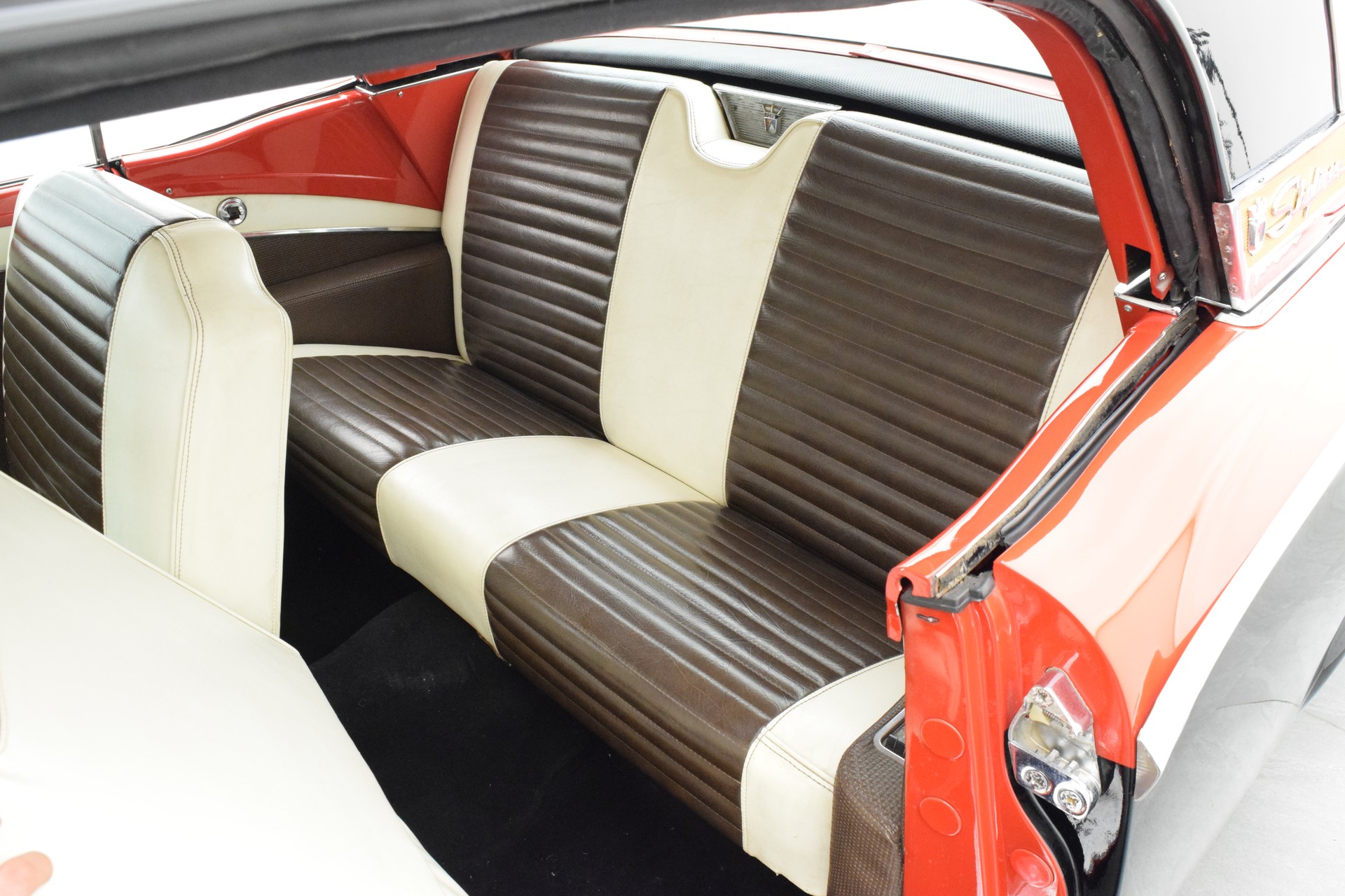 FORD Fairlane 500 Skyliner Convertible-image-15