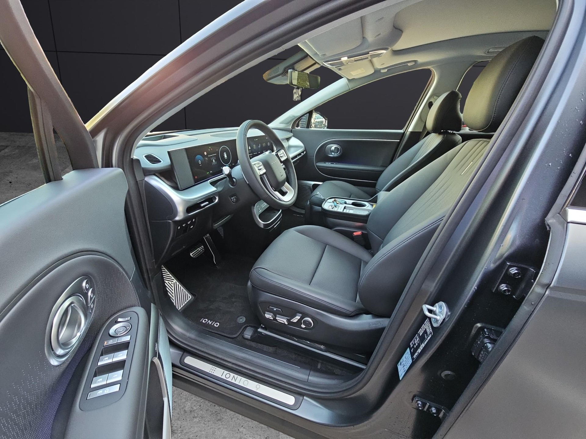 HYUNDAI Ioniq 9 Calligraphy 4WD-image-9