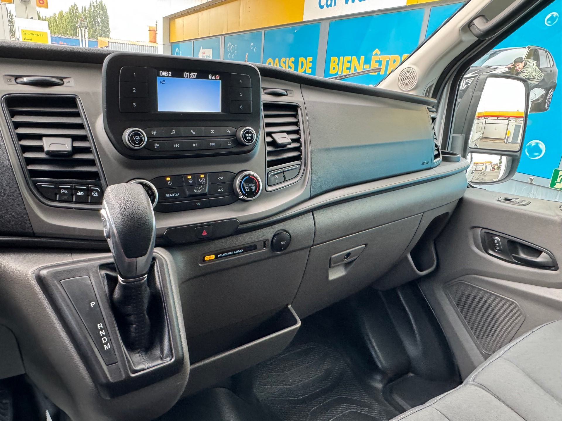 FORD Transit 410 L3H2 Trend RWD A-image-12