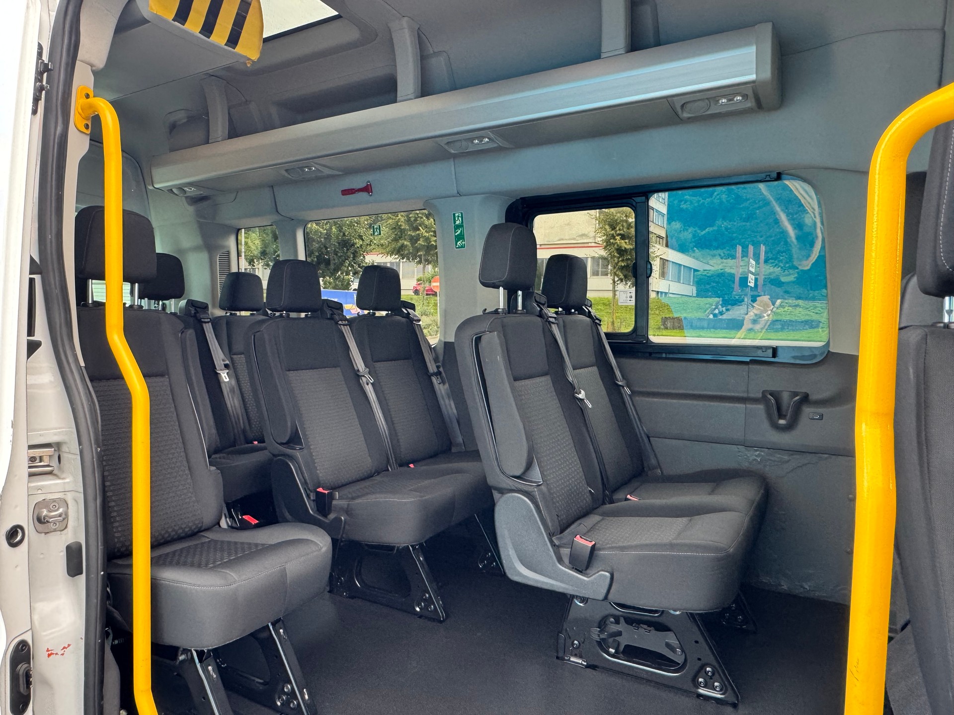 FORD Transit 410 L3H2 Trend RWD A-image-8