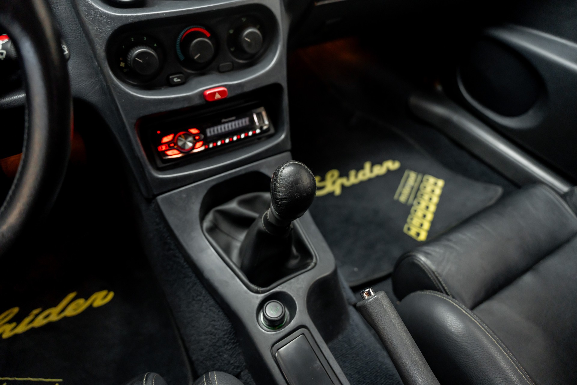ALFA ROMEO Spider 3.0 V6-image-9