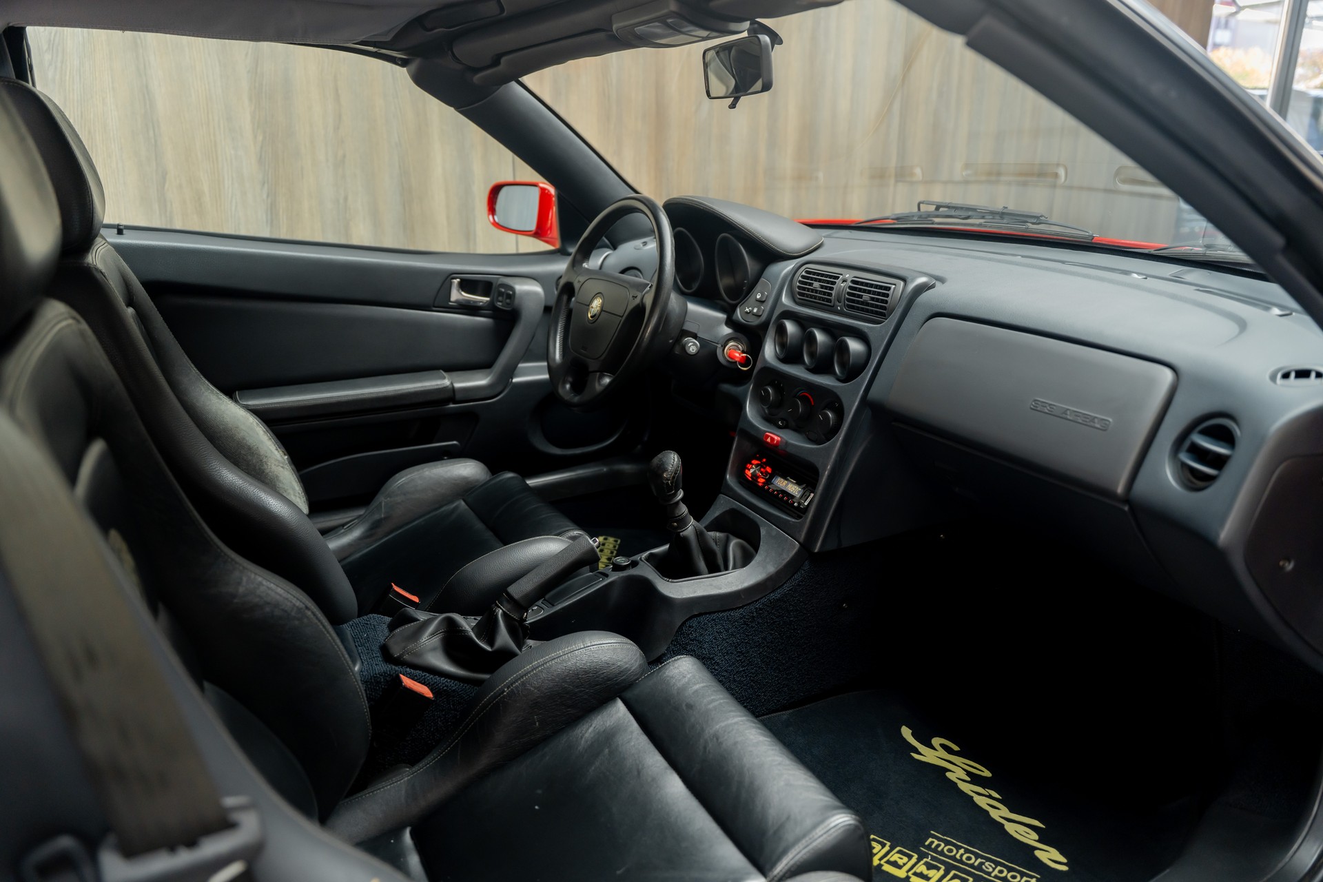 ALFA ROMEO Spider 3.0 V6-showroom-element-2