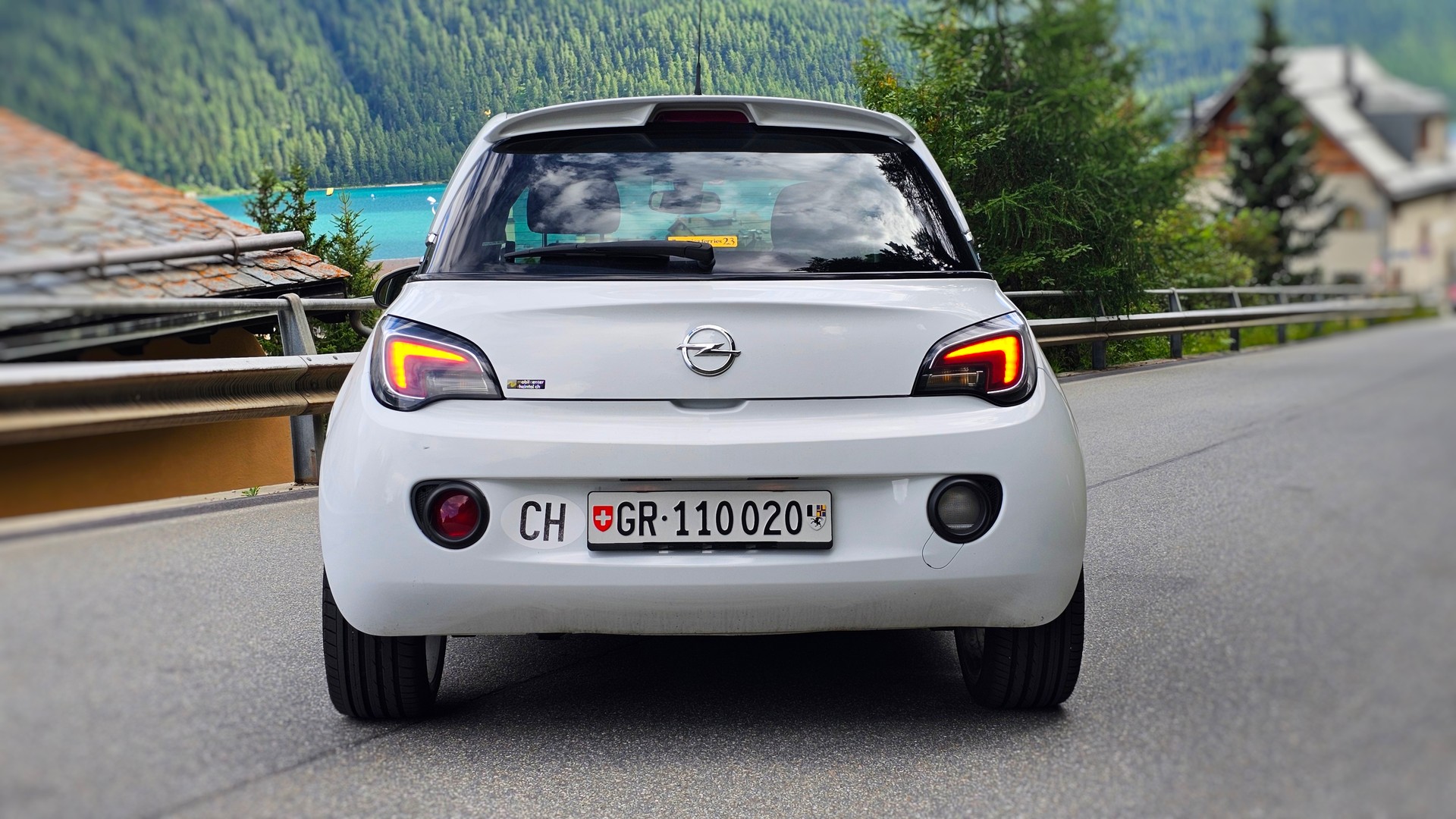 OPEL Adam 1.4 ecoFLEX White Link-image-5