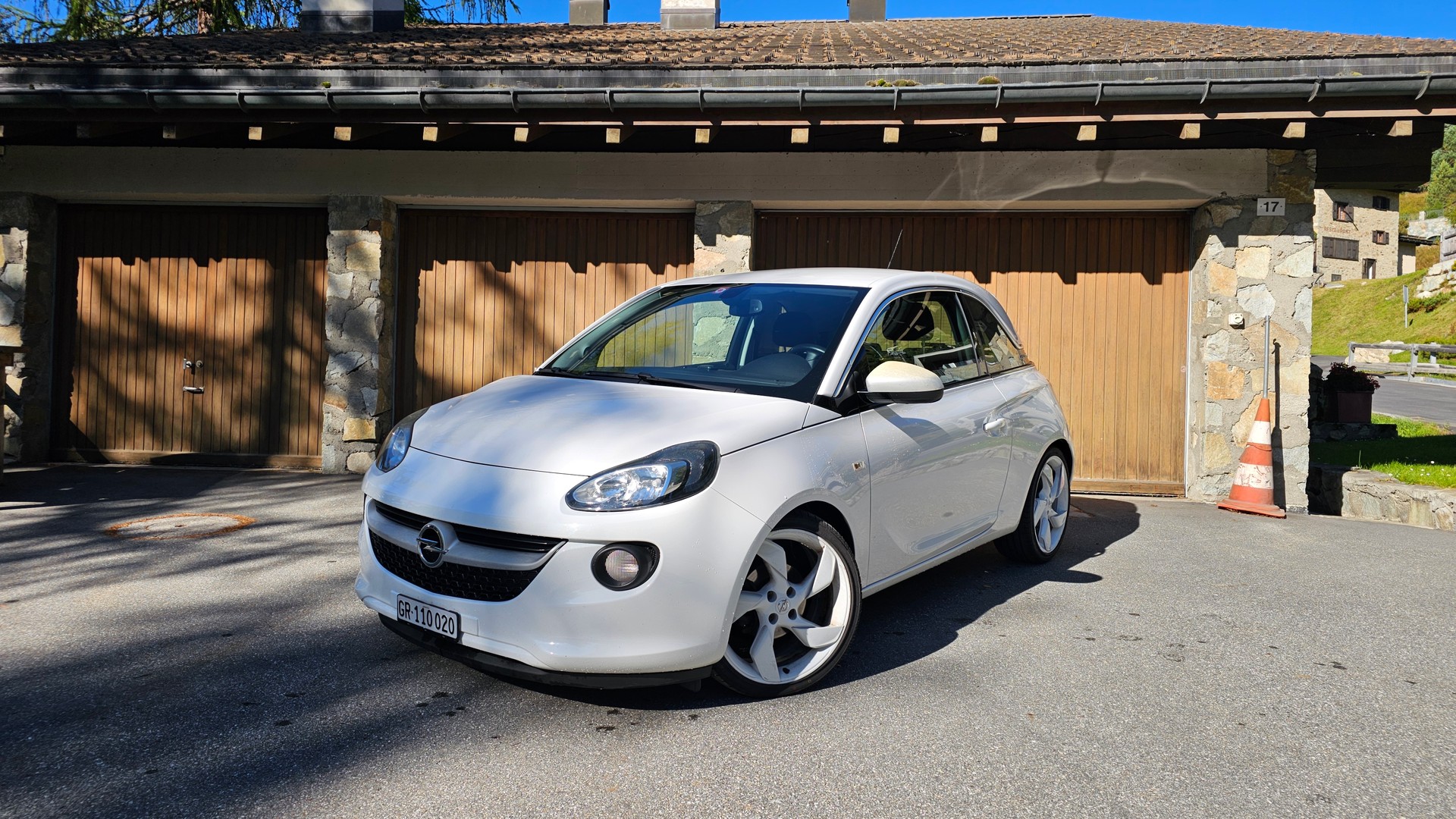OPEL Adam 1.4 ecoFLEX White Link