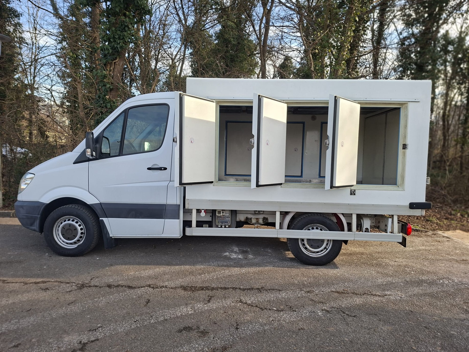 MERCEDES-BENZ Sprinter 315 CDI Kompakt-image-6