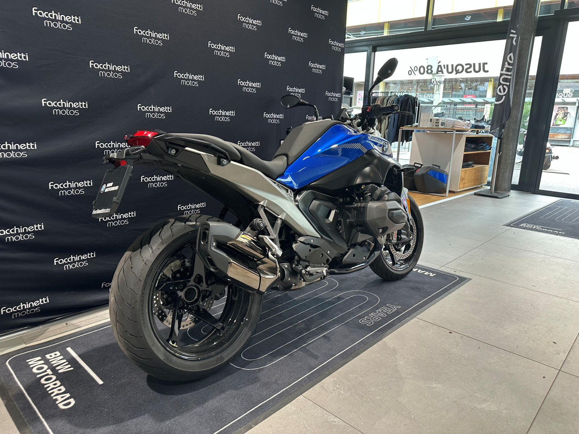 BMW R 1300 R-image-3