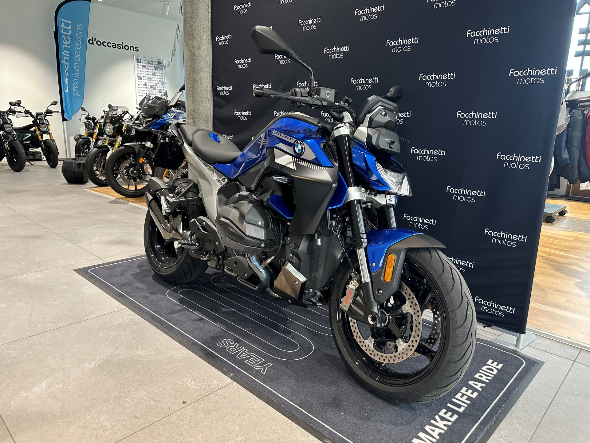 BMW R 1300 R-image-4