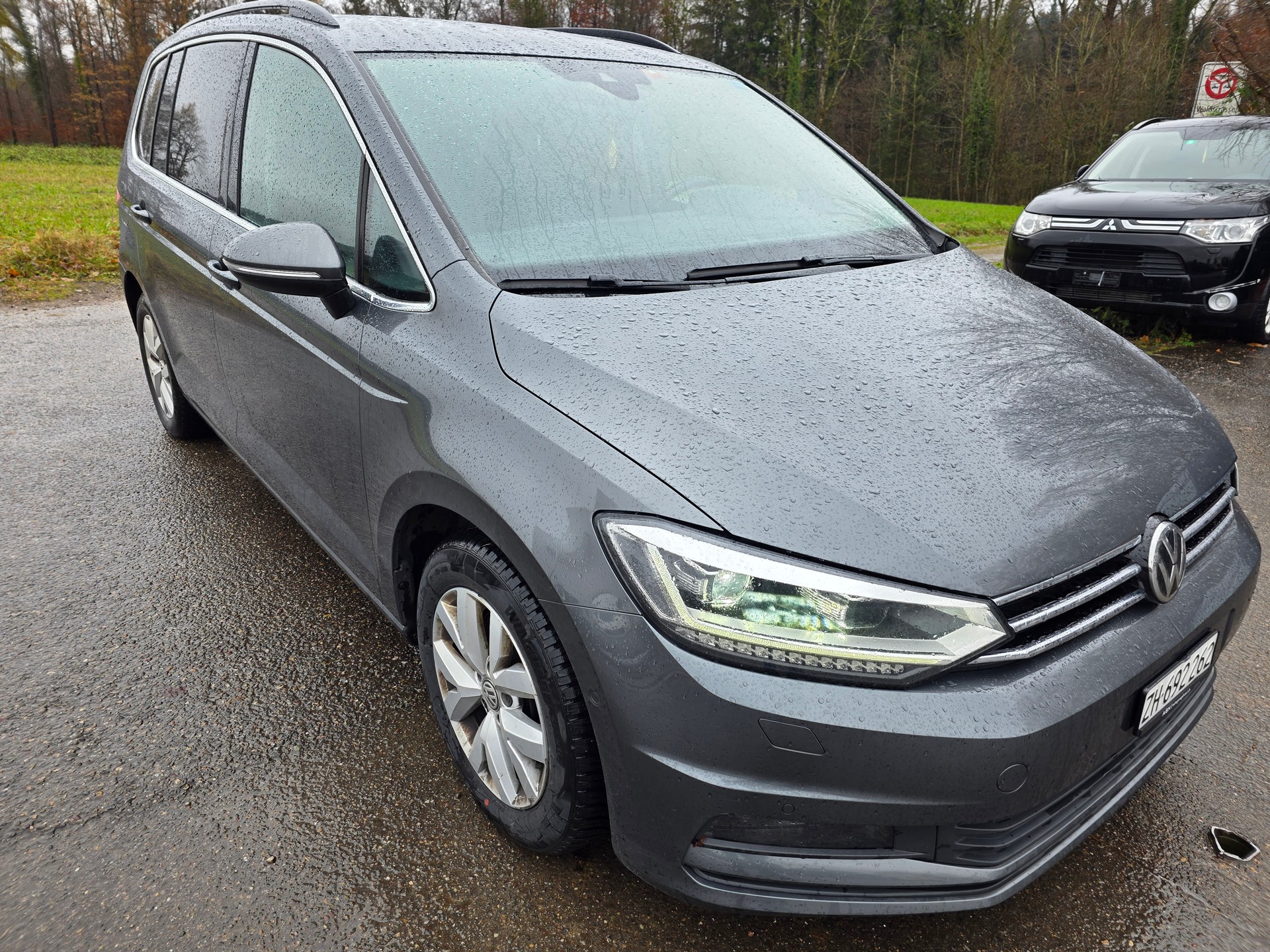 VW Touran 1.6 TDI BlueMotion Technology Family-showroom-element-2