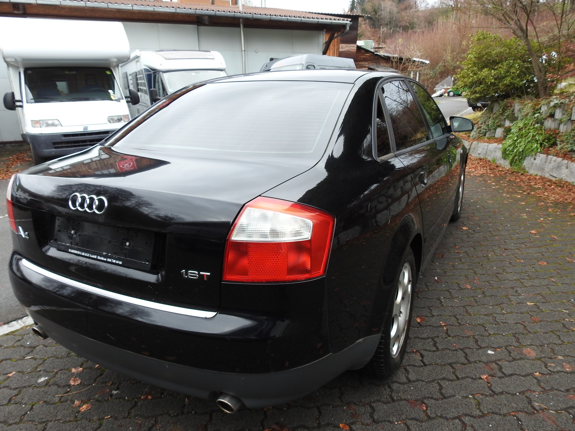 AUDI A4 1,8 V6-image-3