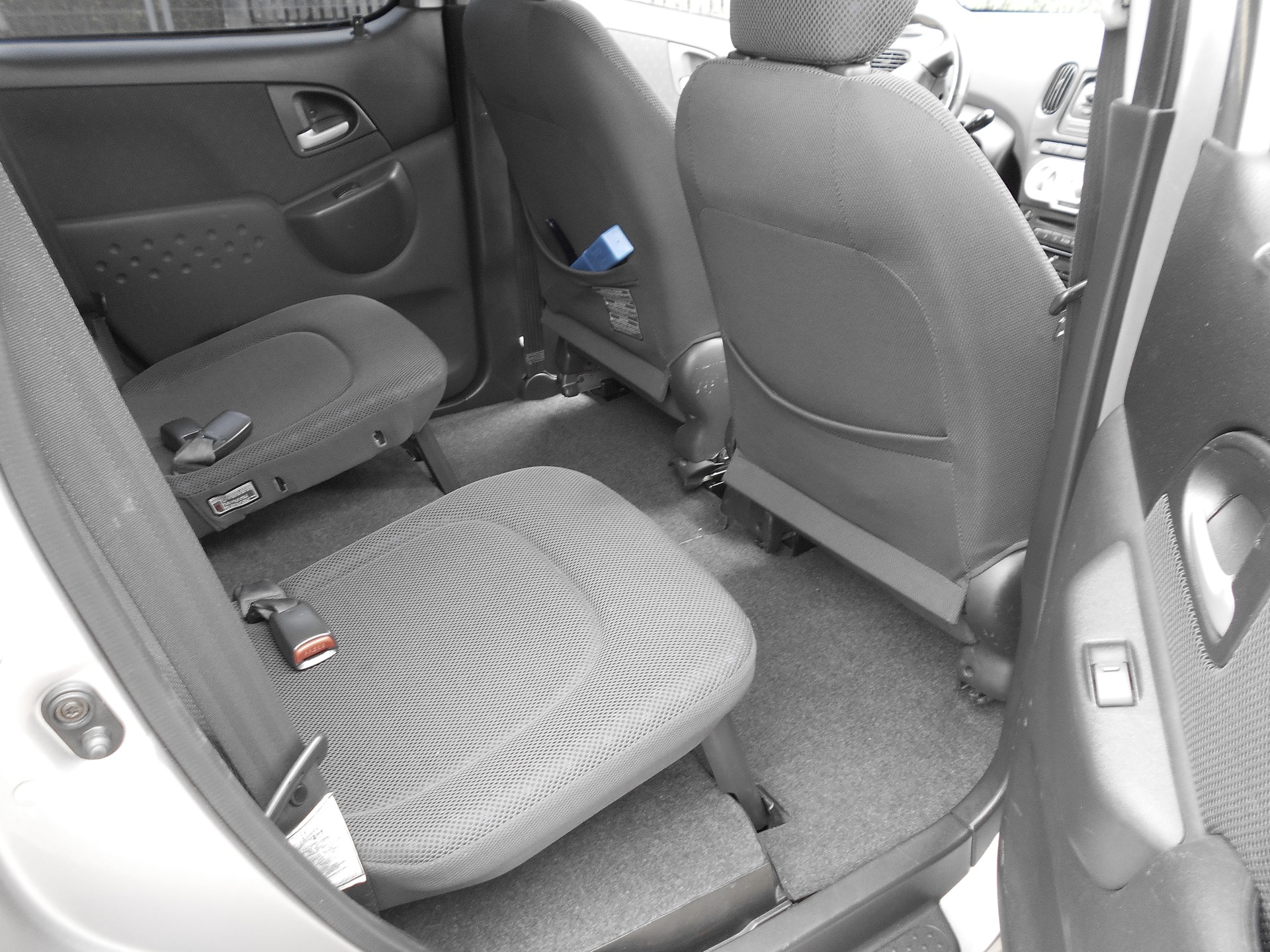 TOYOTA Yaris Verso 1.3 Linea SOL-image-7
