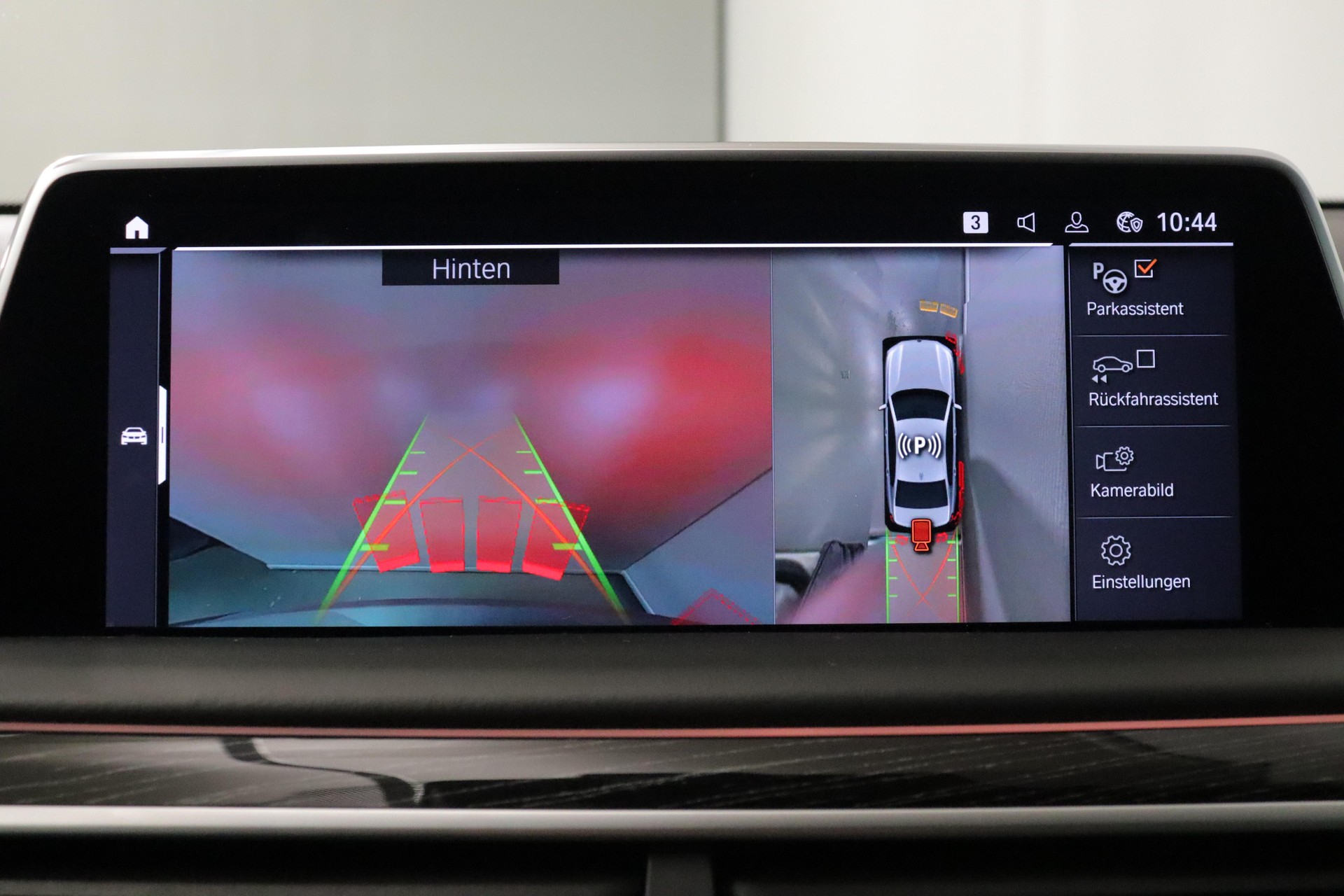 BMW 740d xDrive-image-8