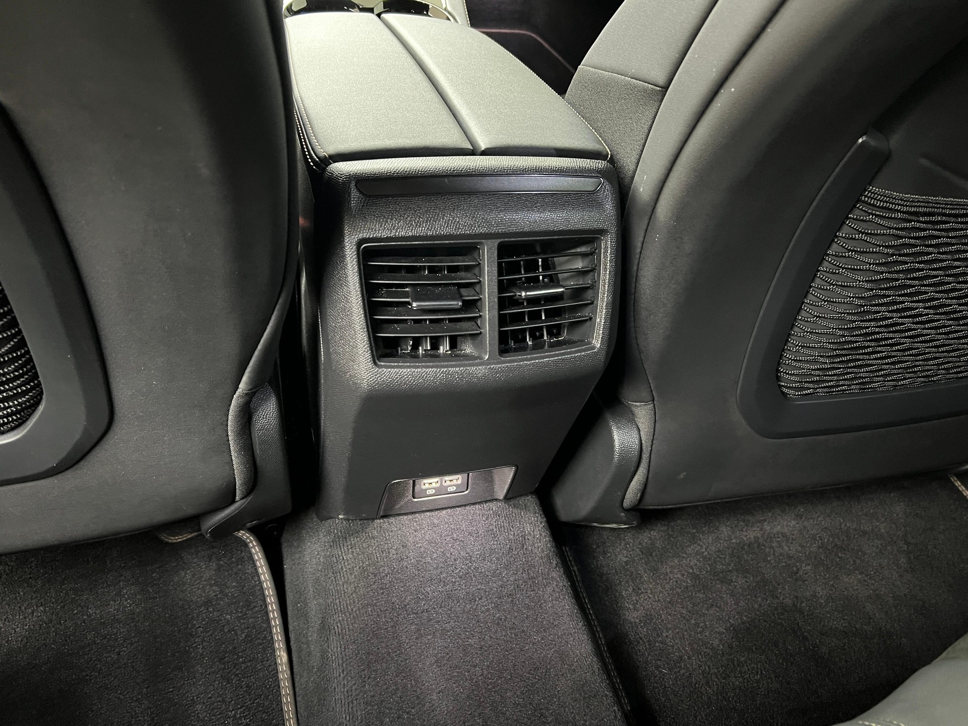 PEUGEOT 508 SW 1.6 Plug-in Hybrid GT / ab 3,99% Leasing bei Abschluss einer Protect Autoversicherung-image-18