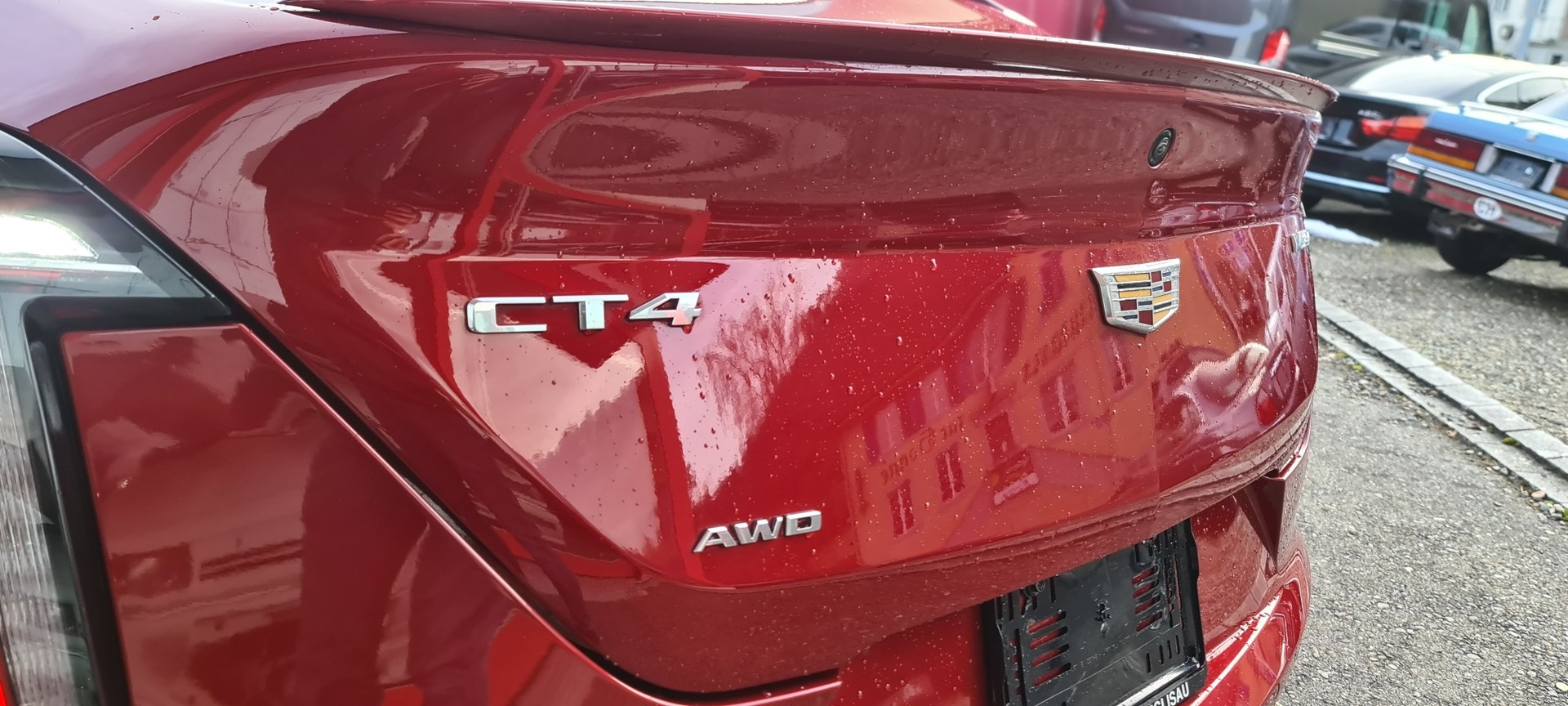 CADILLAC V Allrad 2.7 Turbo-image-6