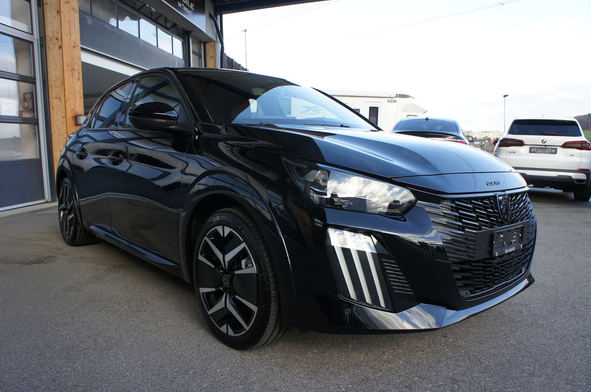 PEUGEOT 208 1.2 MHEV 145 GT-image-6