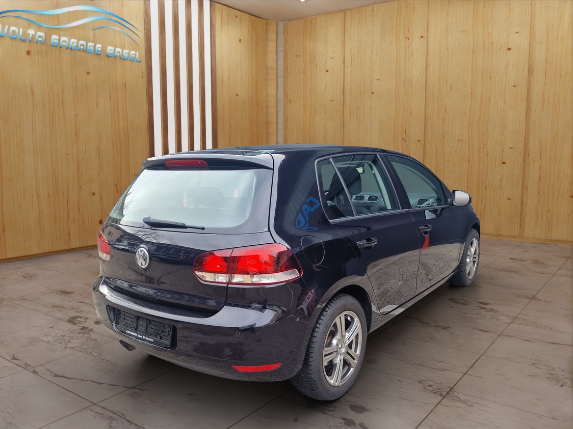 VW Golf 1.8 TSI Highline DSG-image-6