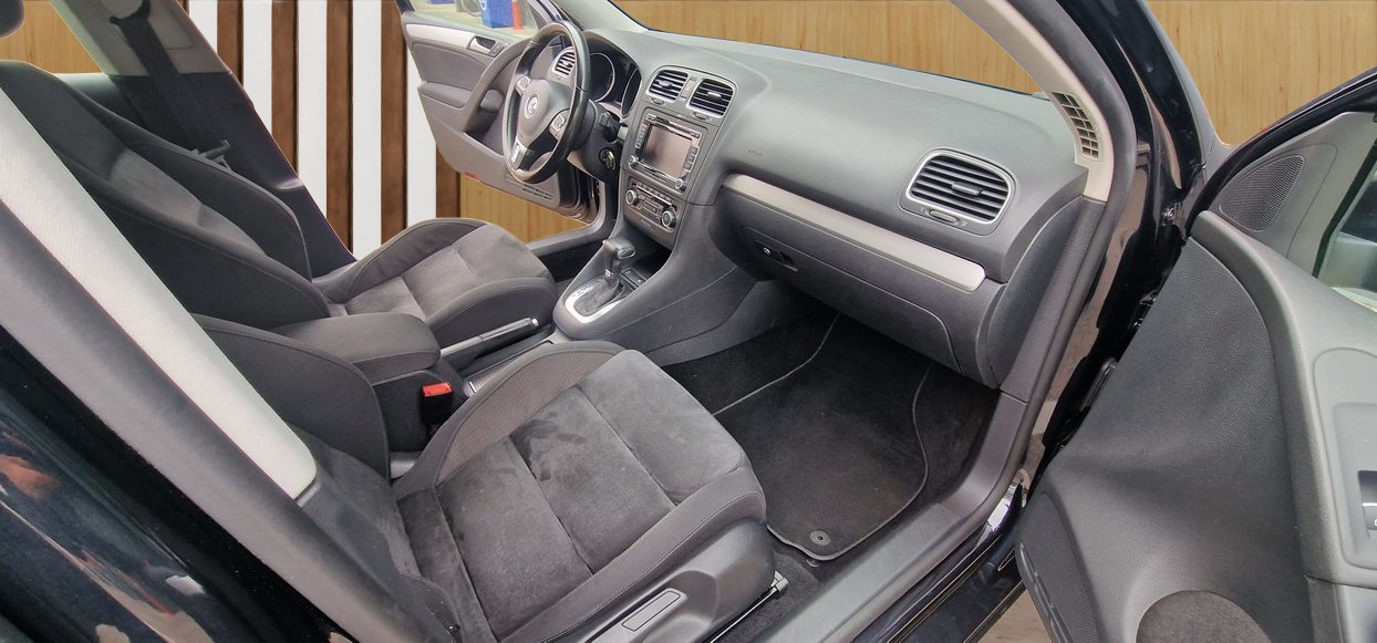 VW Golf 1.8 TSI Highline DSG-image-9