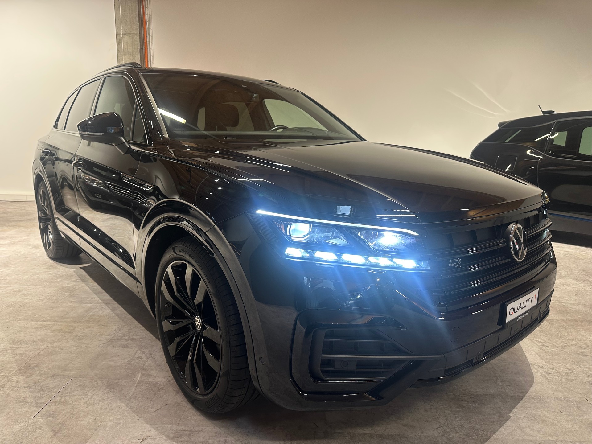 VW Touareg 3.0 TDI R Line Tiptronic/Äusserst gepflegt/Vollausstattung/21 Zoll/El. AHK (3500 kg)/1. Jahr Garantie uvm.-image-11