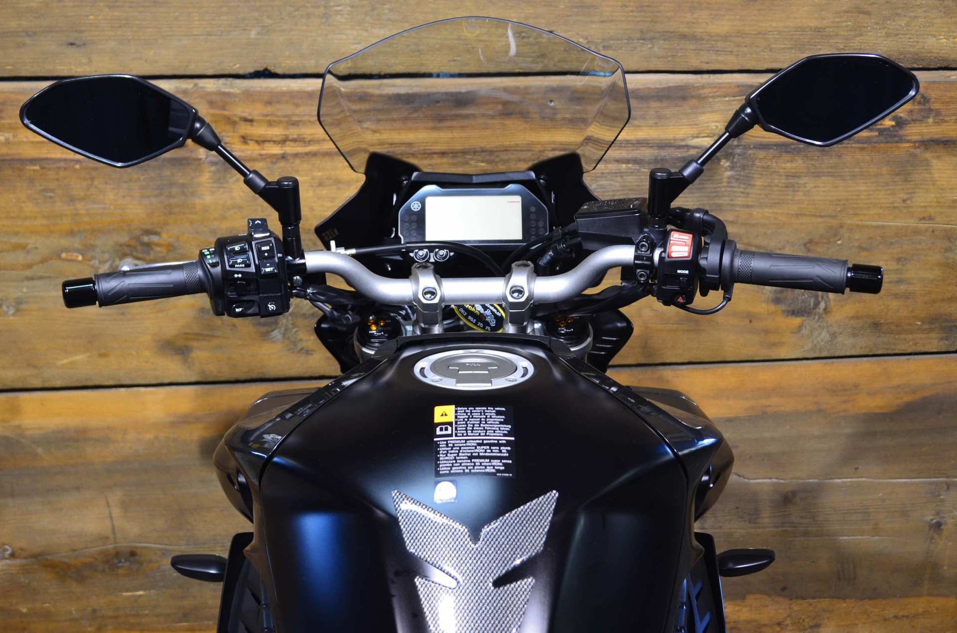 YAMAHA MT-10 ABS-image-2