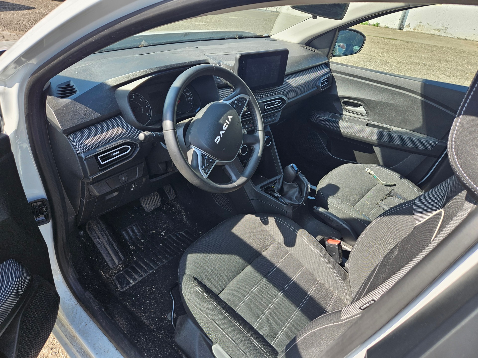 DACIA Sandero TCe 90 Expression CVT-image-8
