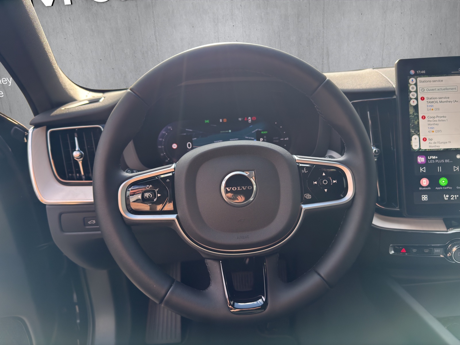 VOLVO XC60 T6 eAWD PluginHybrid Plus Bright Geartronic-image-10
