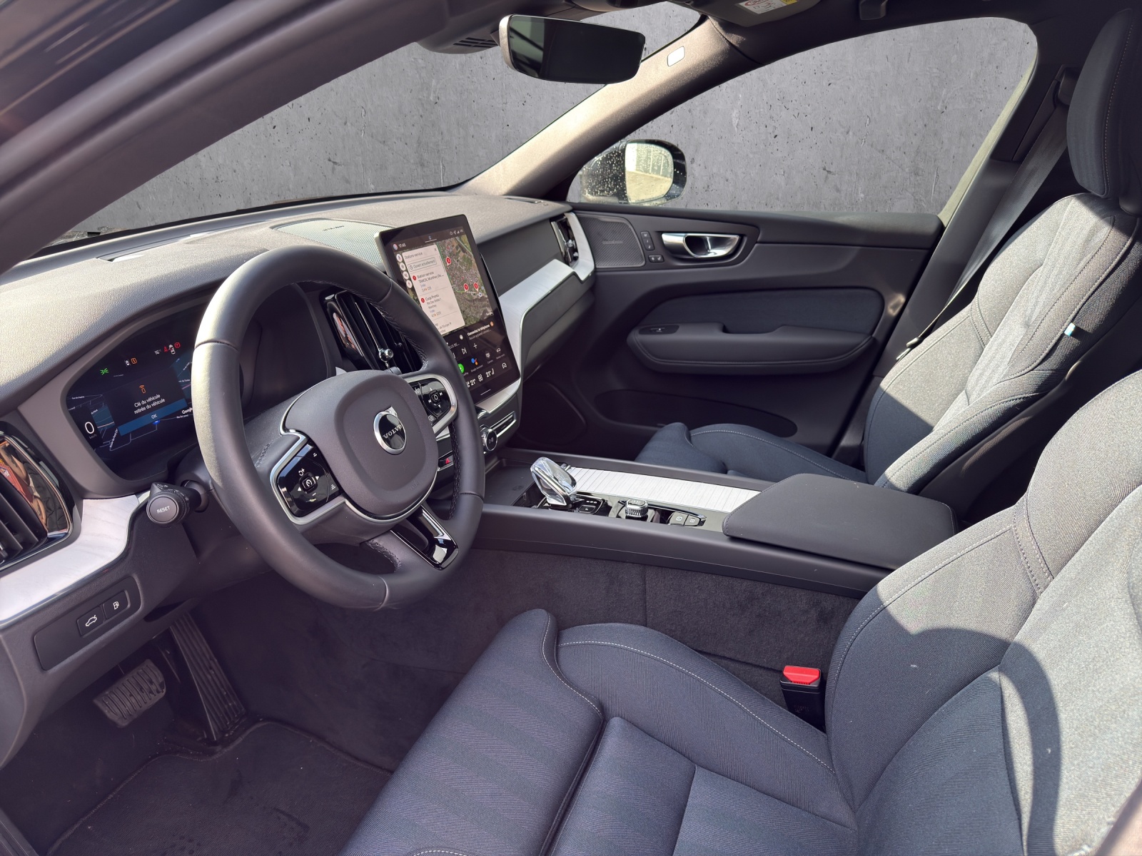VOLVO XC60 T6 eAWD PluginHybrid Plus Bright Geartronic-image-8