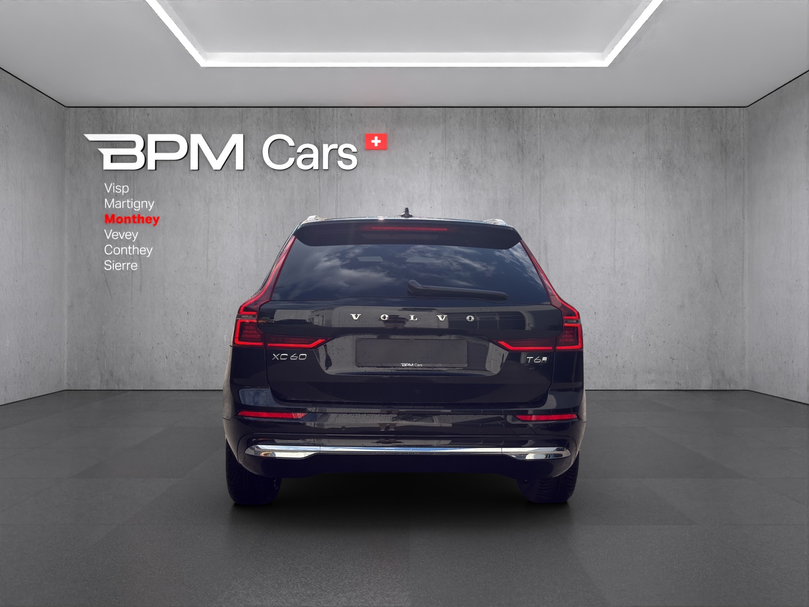 VOLVO XC60 T6 eAWD PluginHybrid Plus Bright Geartronic-showroom-element-3