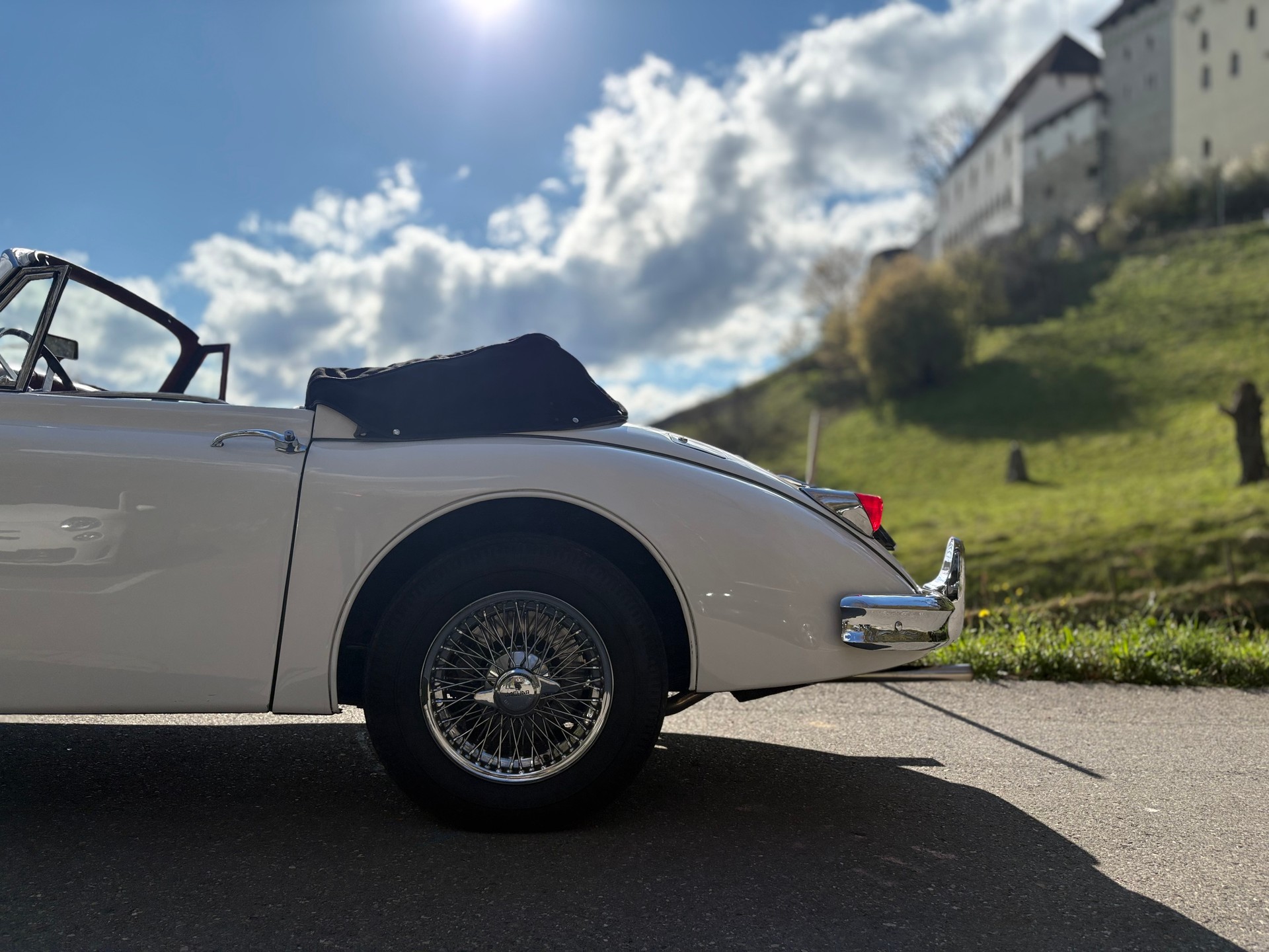 JAGUAR XK150-image-3