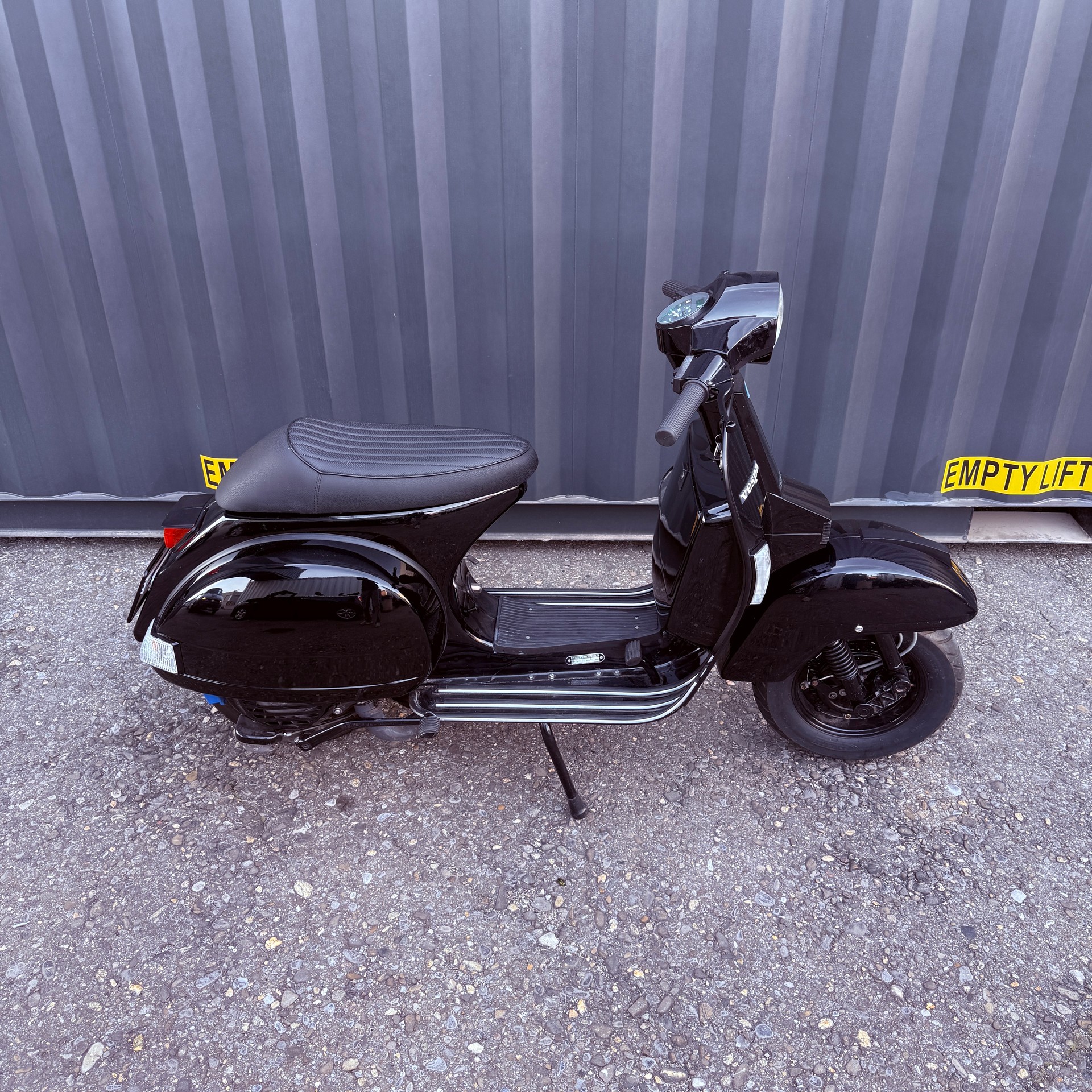 PIAGGIO Vespa PX 200 E-image-7