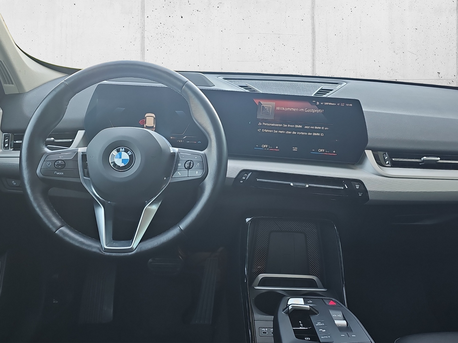 BMW X1 xDrive 23i 48V-image-14