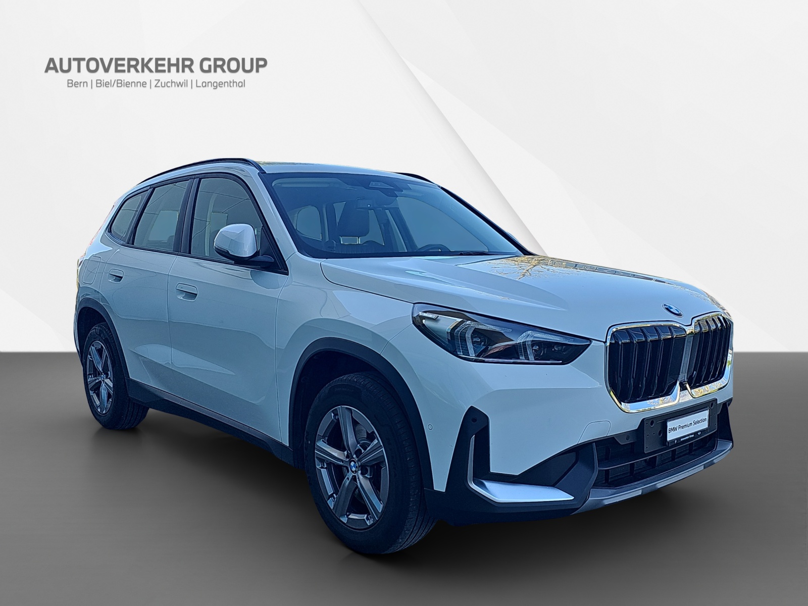 BMW X1 xDrive 23i 48V-image-7