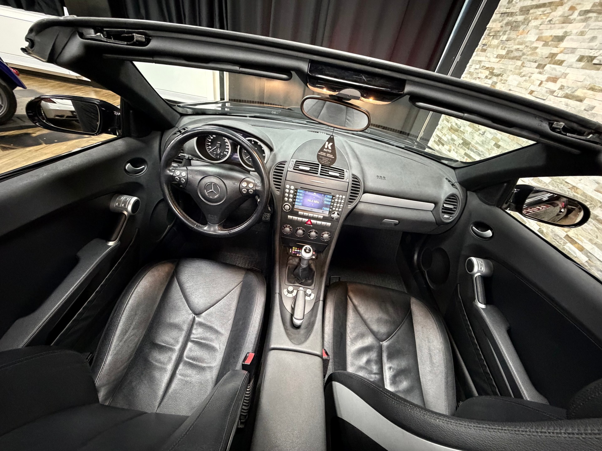 MERCEDES-BENZ SLK 200 Kompressor-image-19