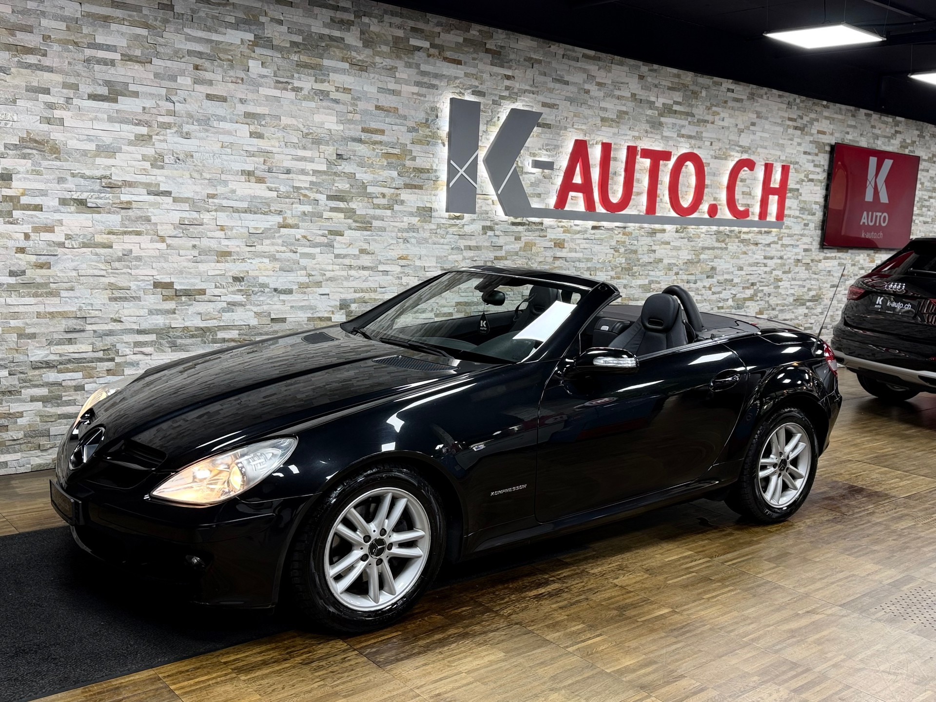 MERCEDES-BENZ SLK 200 Kompressor-showroom-element-1