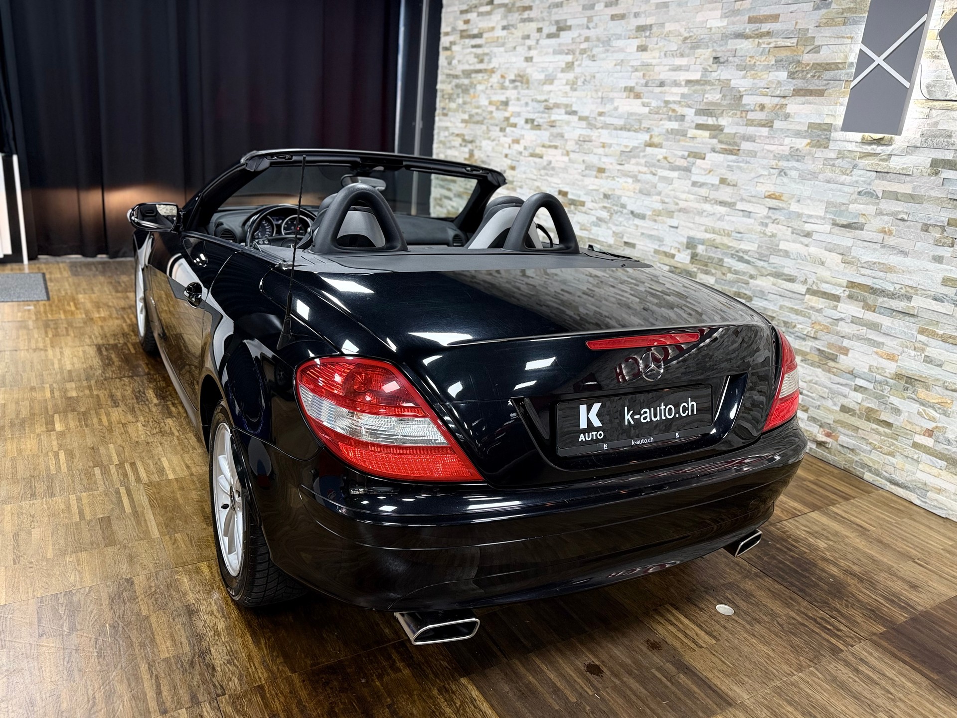 MERCEDES-BENZ SLK 200 Kompressor-showroom-element-3
