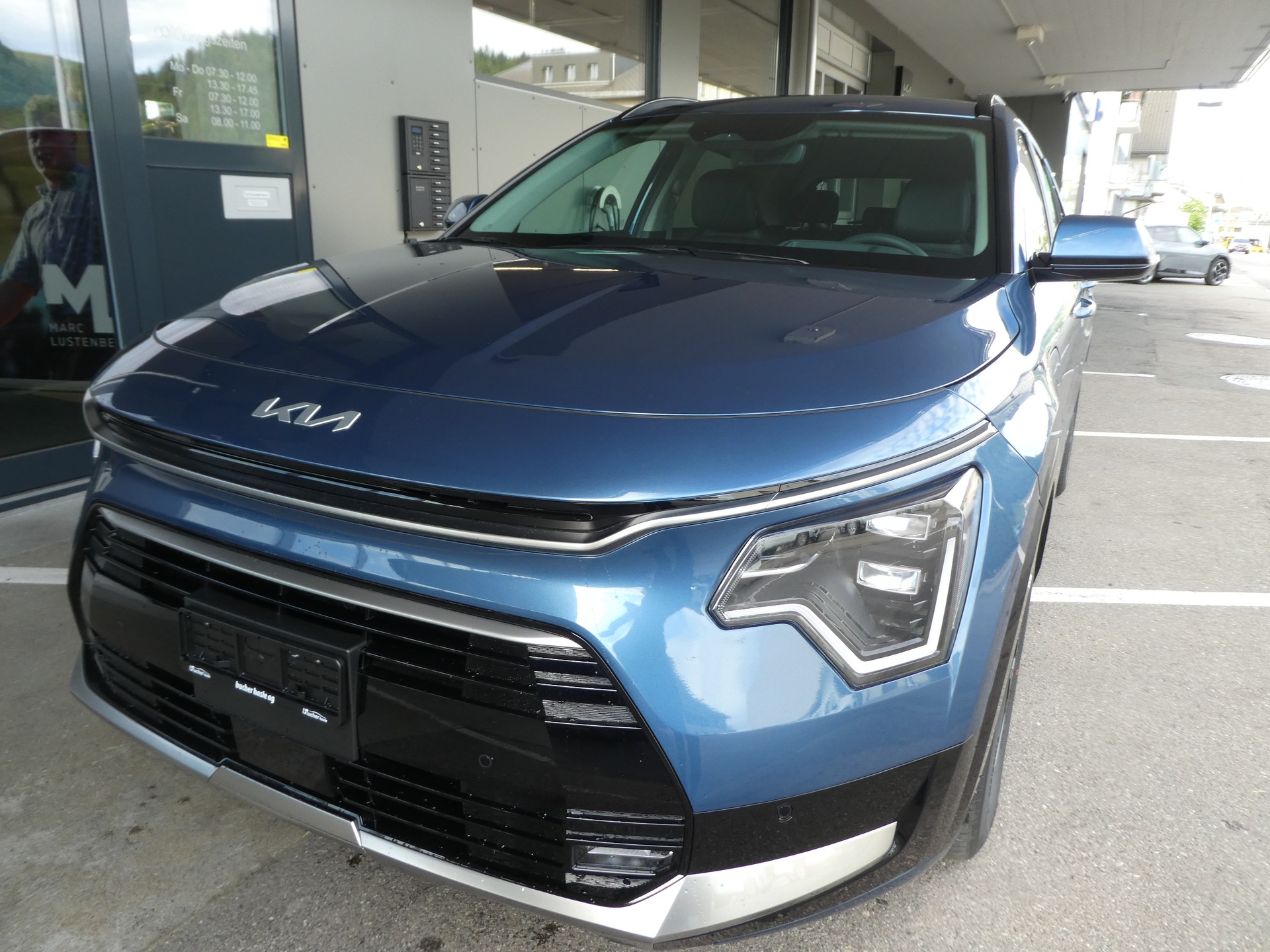 KIA Niro 1.6GDi Plug-in Hybrid Power Edition DCT-image-5