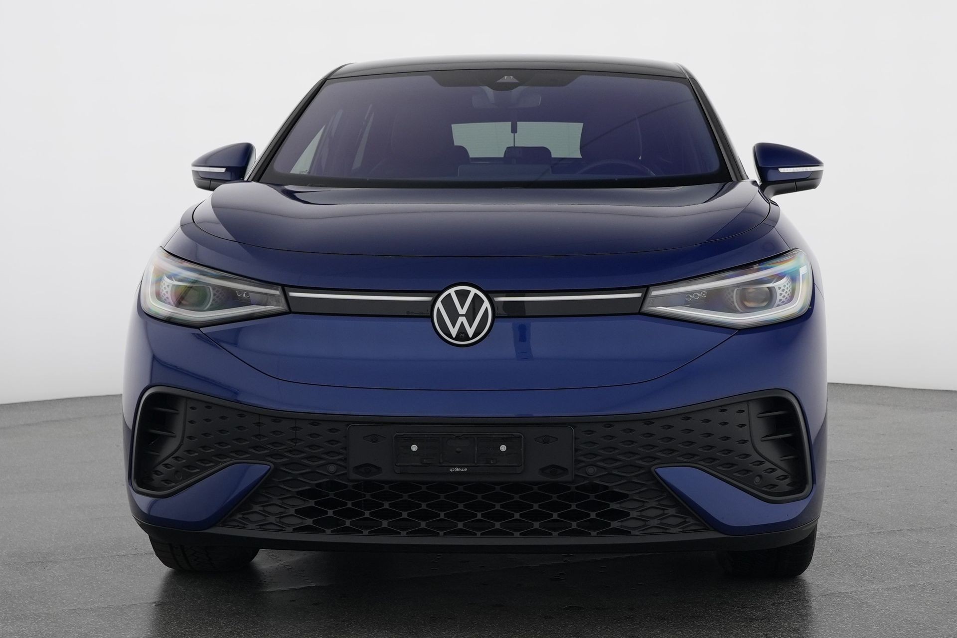 VW ID.5 Pro Performance 77 kWh-image-2