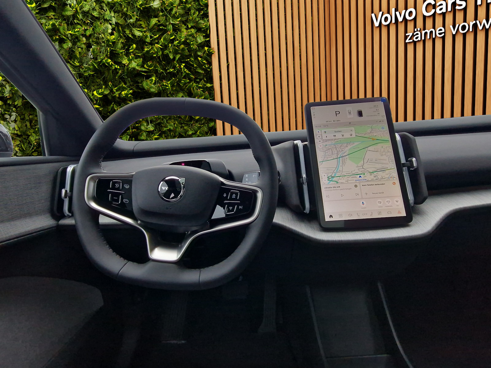 VOLVO EX 30 E60 Twin Ultra Performance AWD-image-10