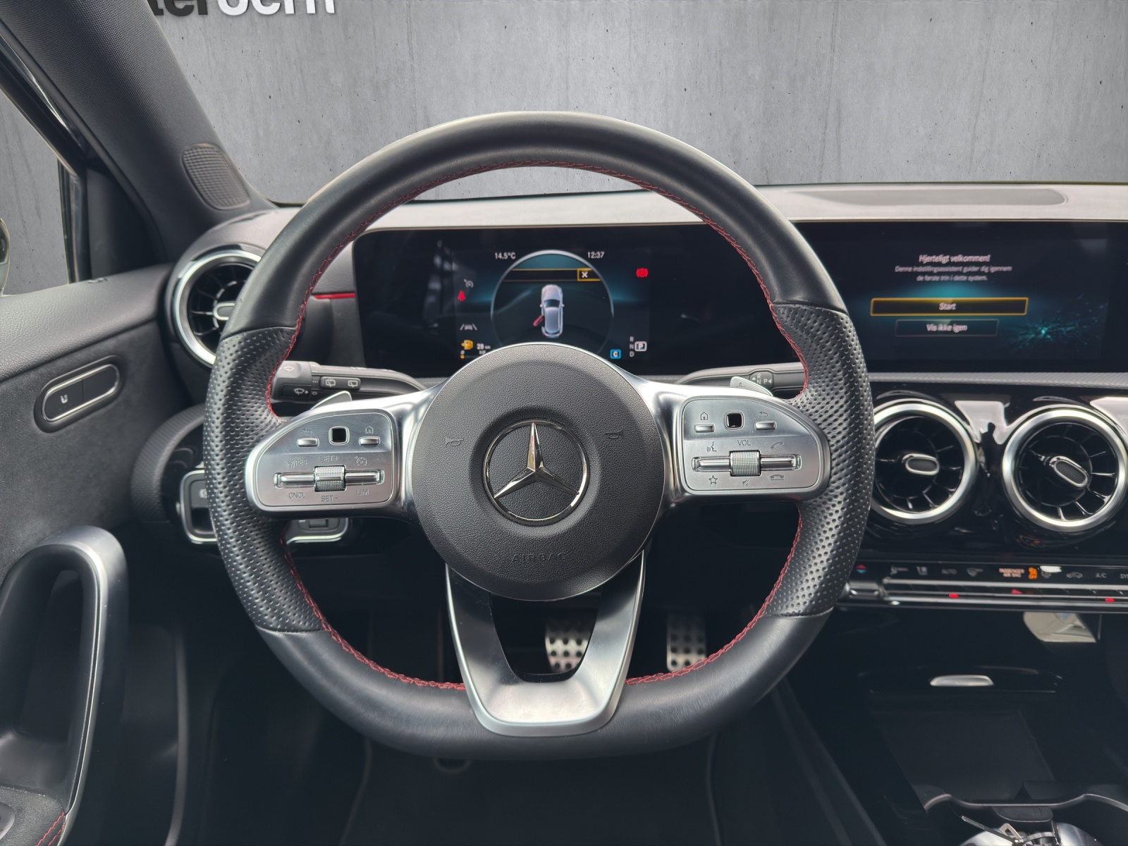 MERCEDES-BENZ A 200 AMG Line 7G-DCT-image-10