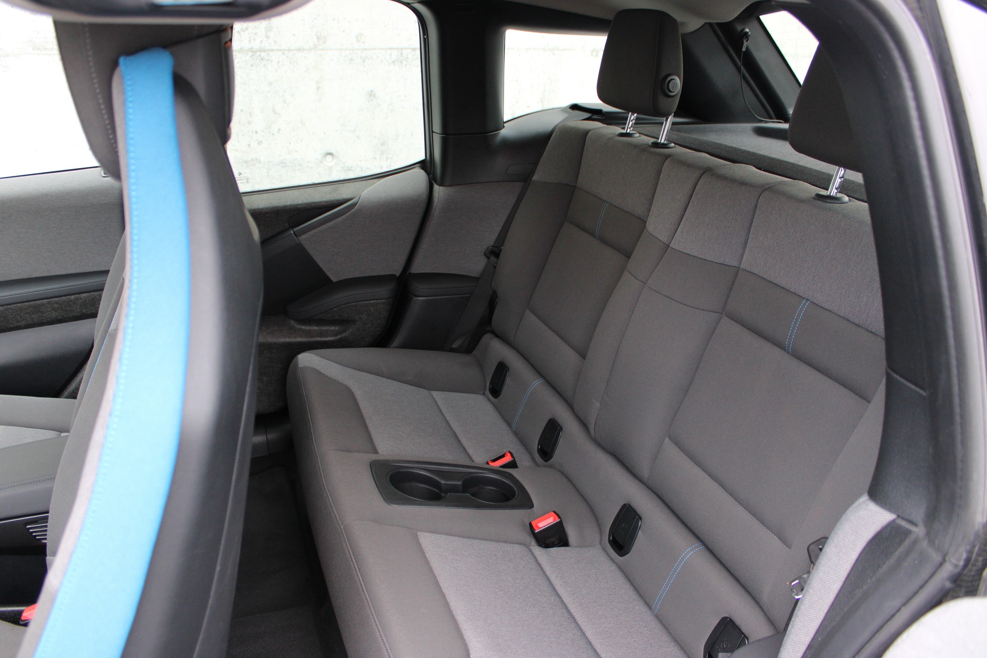 BMW i3s (120Ah)-image-11
