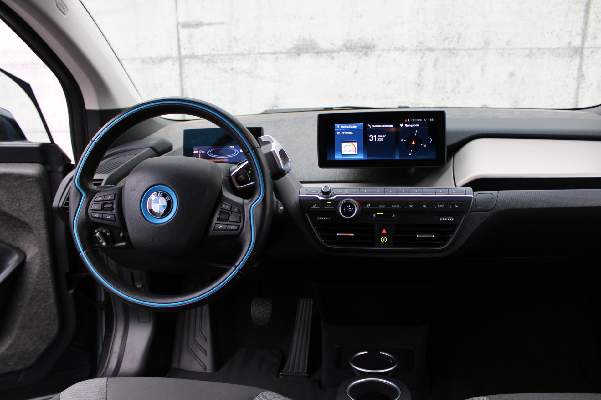 BMW i3s (120Ah)-image-18