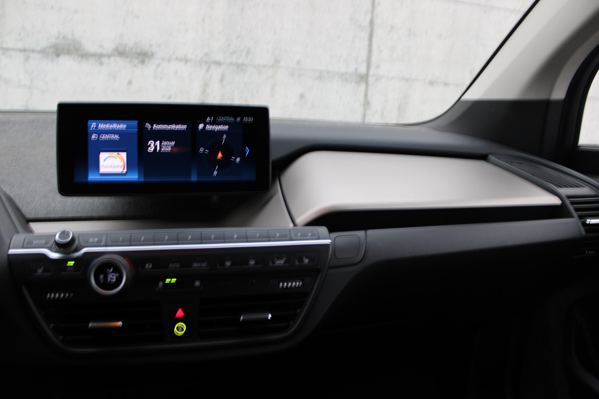 BMW i3s (120Ah)-image-19