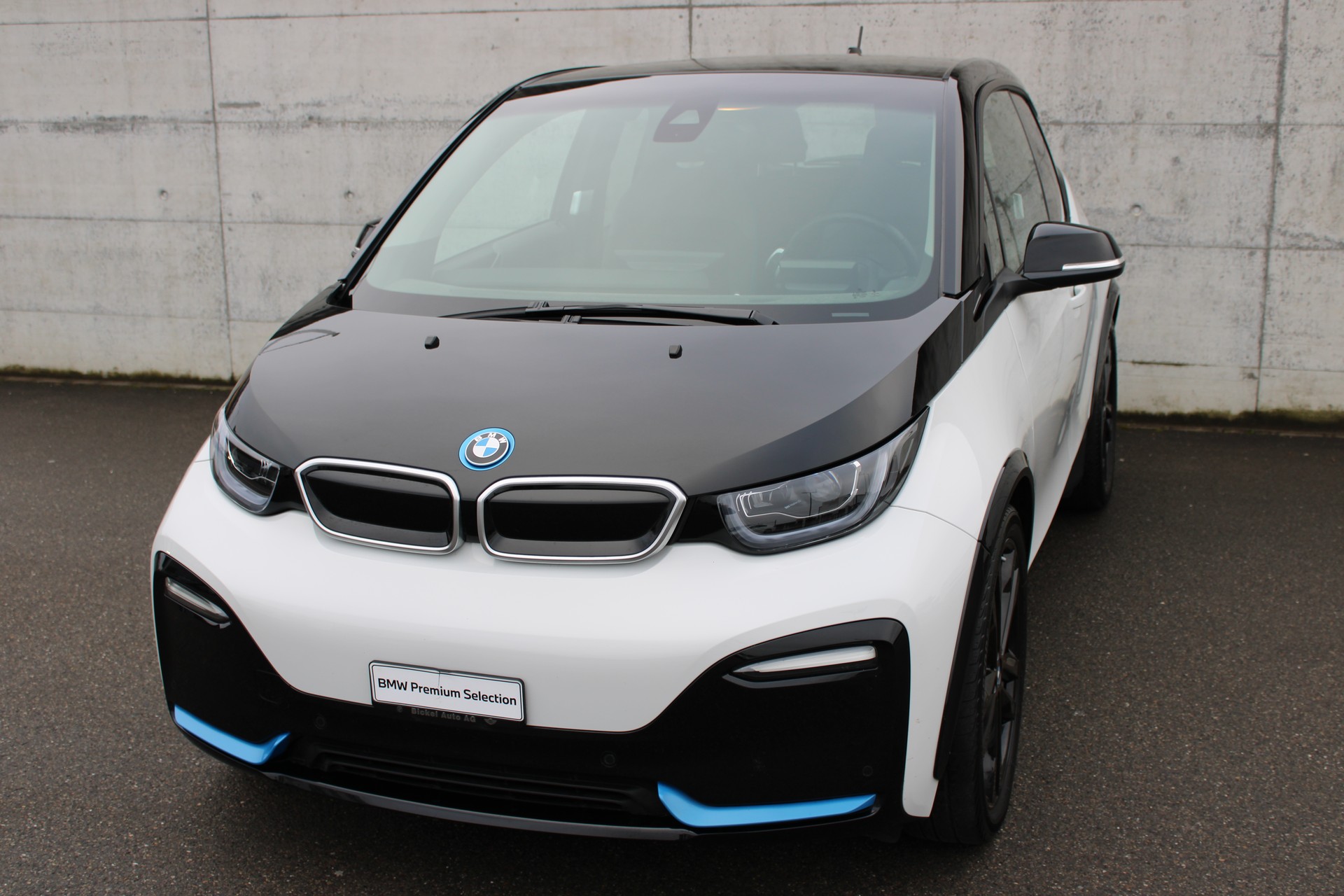 BMW i3s (120Ah)-showroom-element-2