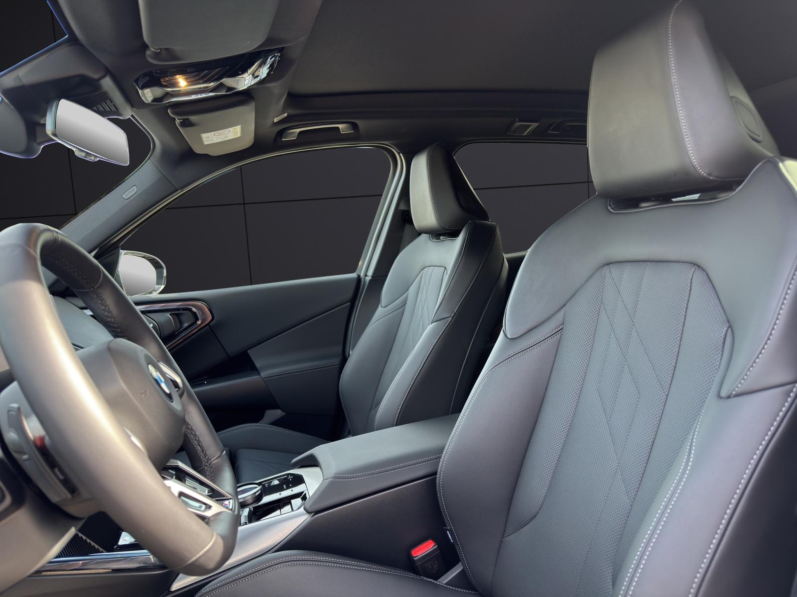 BMW X3 20d xDrive-showroom-element-1