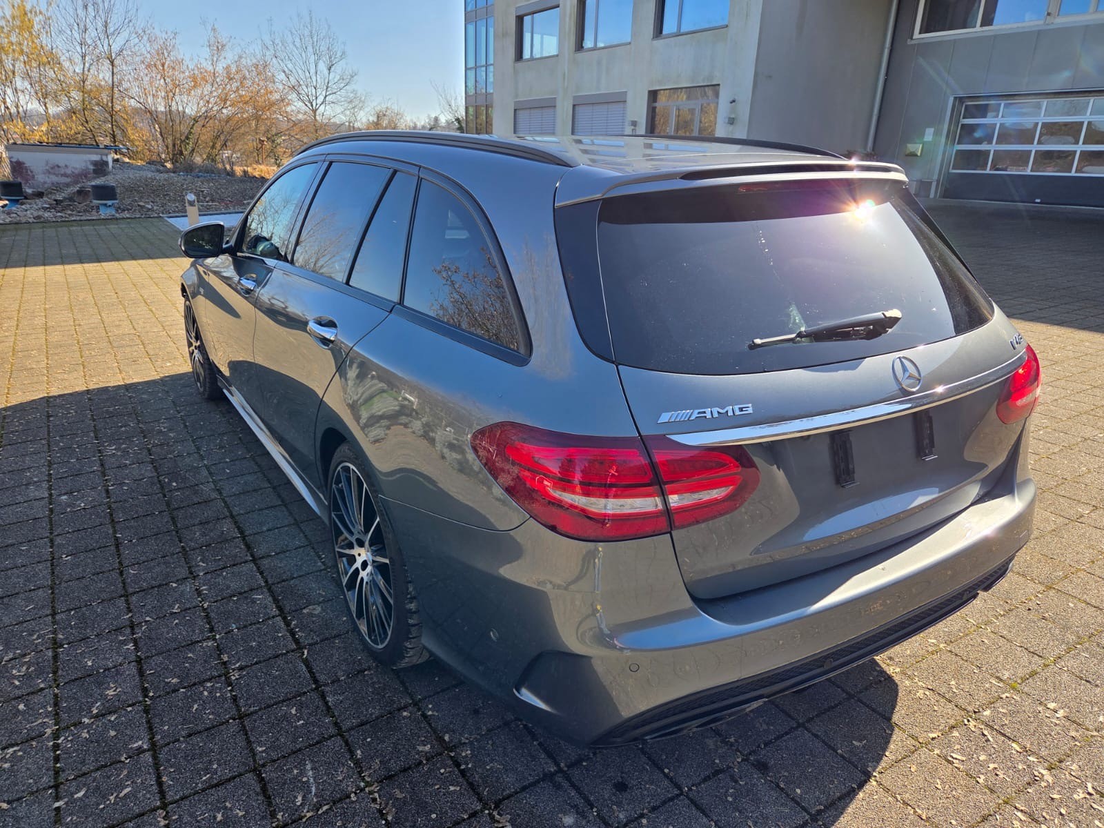 MERCEDES-BENZ C 43 AMG 4Matic 9G-Tronic-image-7