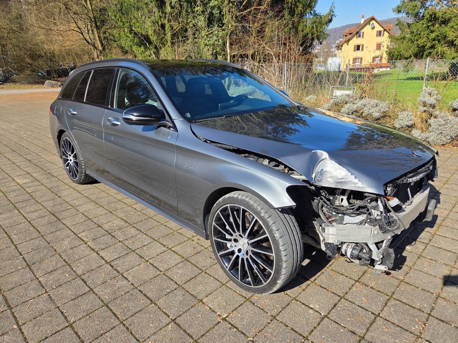 MERCEDES-BENZ C 43 AMG 4Matic 9G-Tronic-image-2